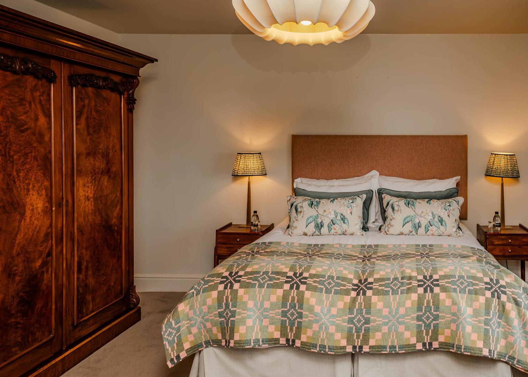 Hotel Victoria Robin Hood's Bay Extérieur photo